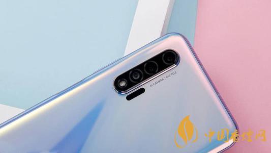 華為手機銷量或跌八成！華為手機是否會降價？