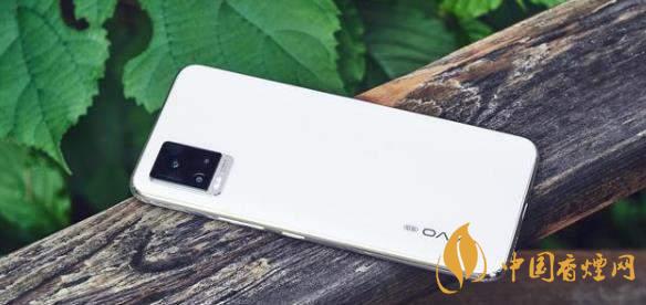 vivoy70s和vivos7哪個好？vivoy70s和vivos7兩款手機參數對比