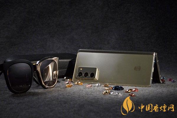 三星W21 5G參數 三星W21 5G多少錢