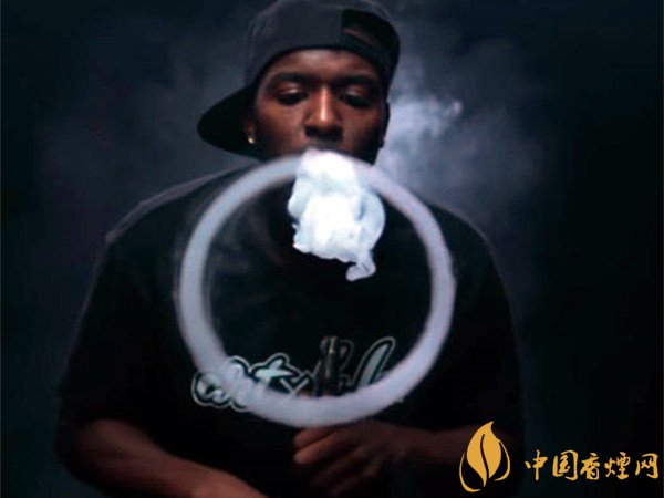 抽煙怎么吐煙圈,吐煙圈是種藝術