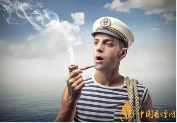 香煙夾耳朵上是怎么來(lái)的,耳夾煙是男人的專(zhuān)利