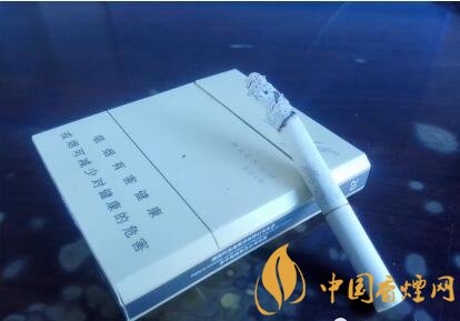 中國款寬金特醇大衛杜夫免稅版外包裝欣賞及口感測評